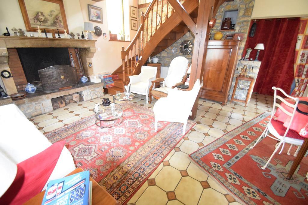 L' Esterlanges SUITE FAMILLE 2 chambres 4 personnes PROCHE PUYduFOU Saint-Vincent-Sterlanges Exterior foto